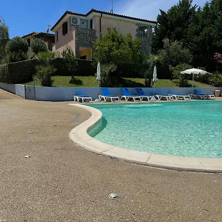 Sardegna House Apartmán *